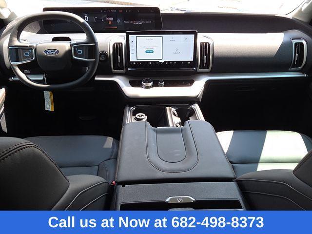 new 2025 Ford Expedition car, priced at $65,000