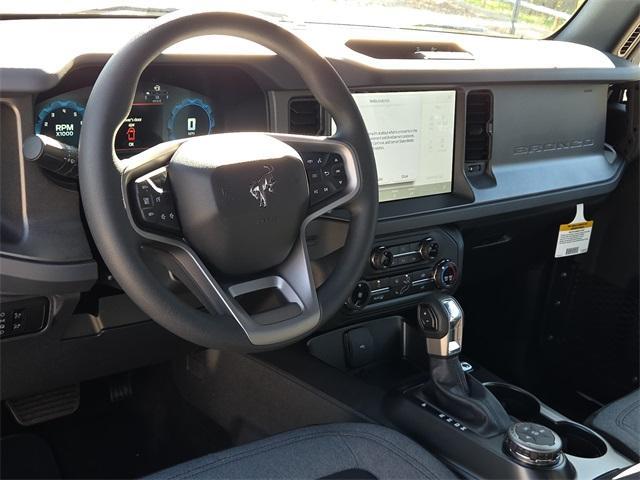 new 2025 Ford Bronco car, priced at $39,034