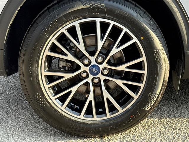 used 2022 Ford Escape PHEV car, priced at $24,000