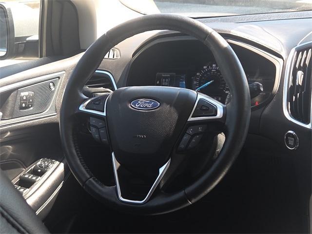 used 2024 Ford Edge car, priced at $25,200