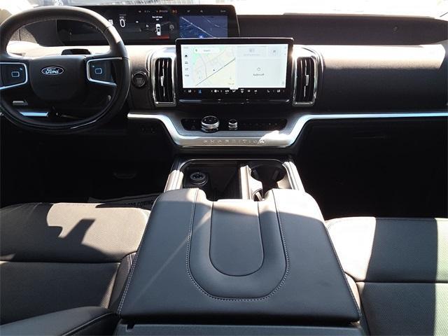new 2025 Ford Expedition car, priced at $79,255