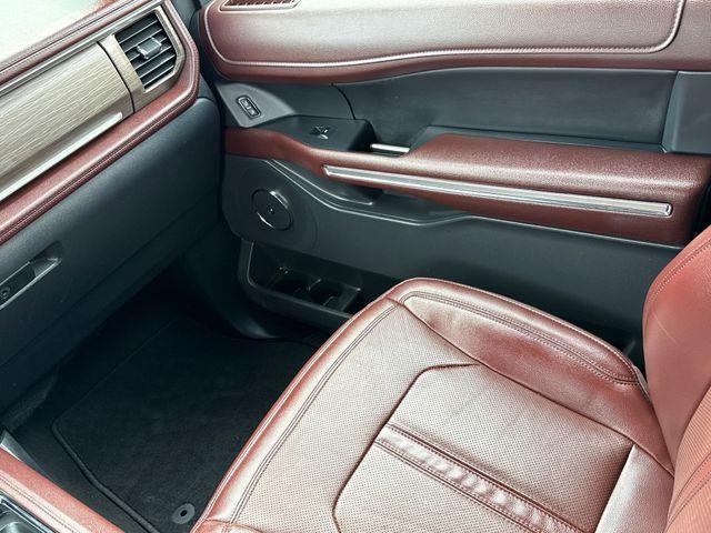 used 2024 Ford Expedition car, priced at $49,000
