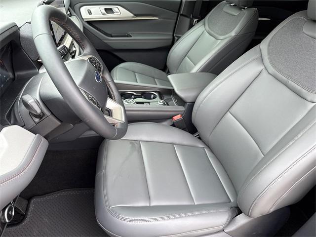 new 2026 Ford Explorer car, priced at $39,200