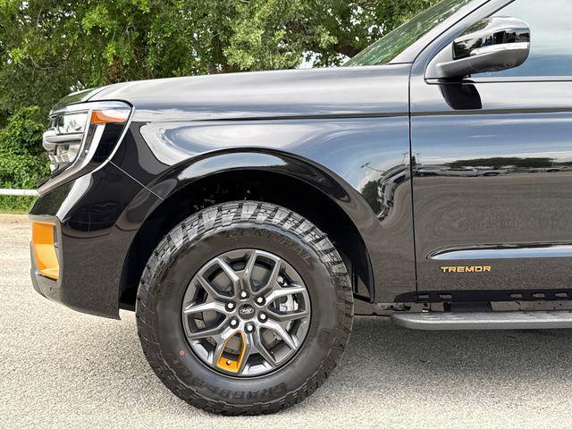 new 2026 Ford Expedition car, priced at $80,648