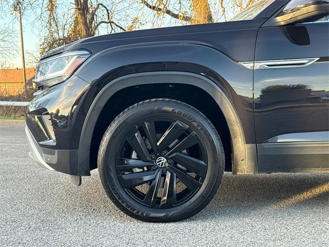 used 2022 Volkswagen Atlas Cross Sport car, priced at $21,800