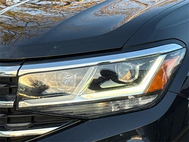 used 2022 Volkswagen Atlas Cross Sport car, priced at $21,800