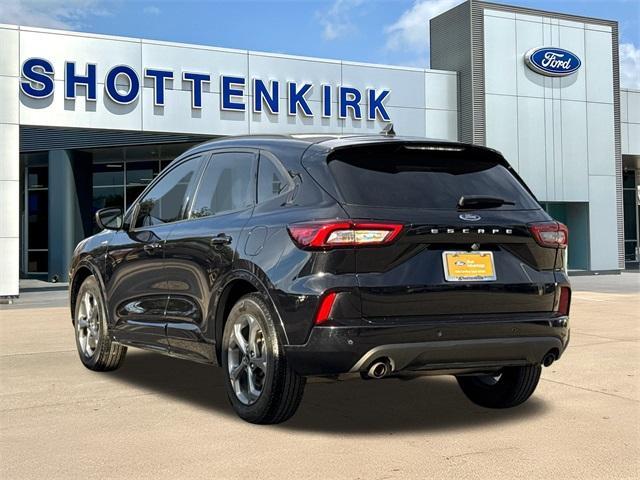 used 2023 Ford Escape car, priced at $19,000