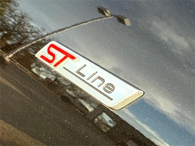 used 2023 Ford Escape car, priced at $19,000