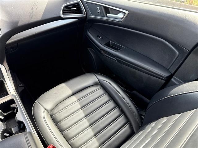 used 2024 Ford Edge car, priced at $27,000