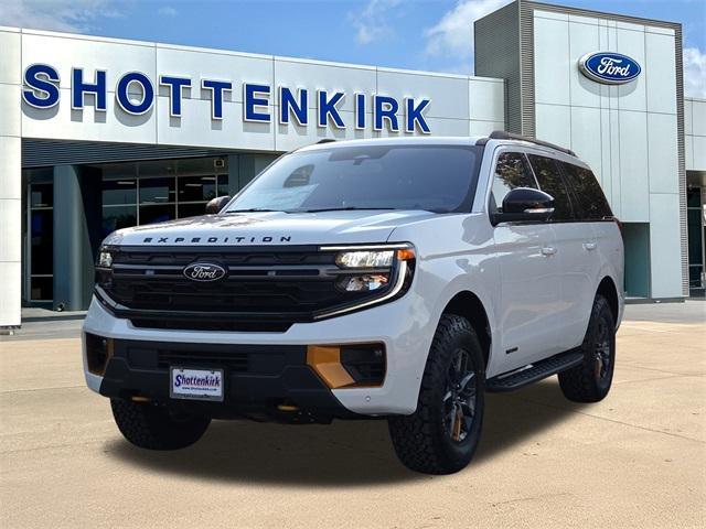 new 2025 Ford Expedition car, priced at $84,540