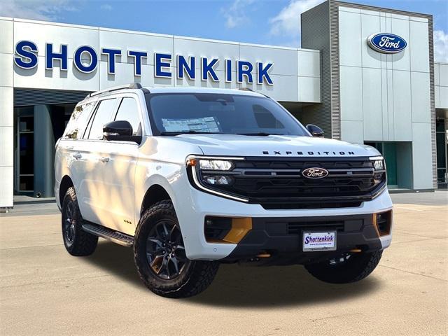 new 2025 Ford Expedition car, priced at $84,540