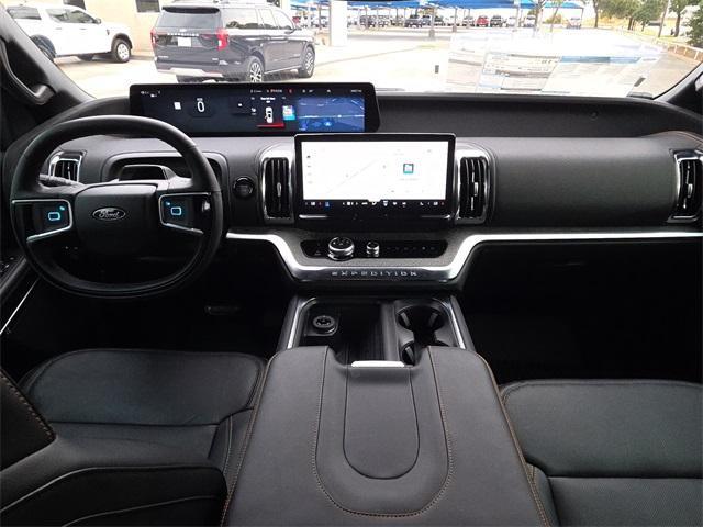 new 2025 Ford Expedition car, priced at $83,960