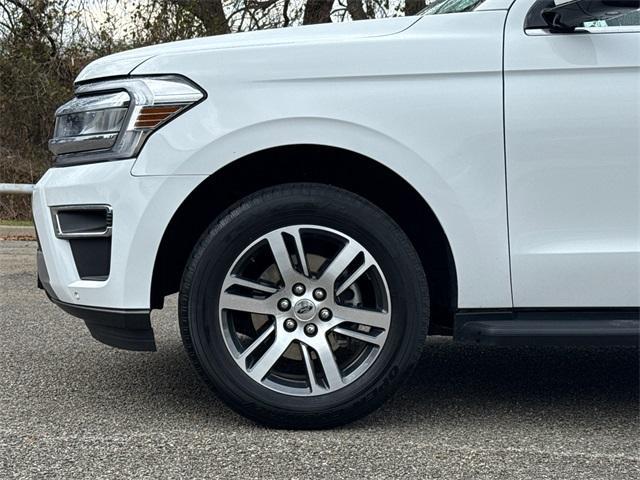 used 2024 Ford Expedition car, priced at $43,800