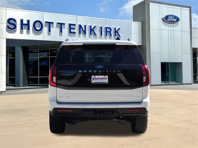 new 2025 Ford Expedition Max car, priced at $69,673
