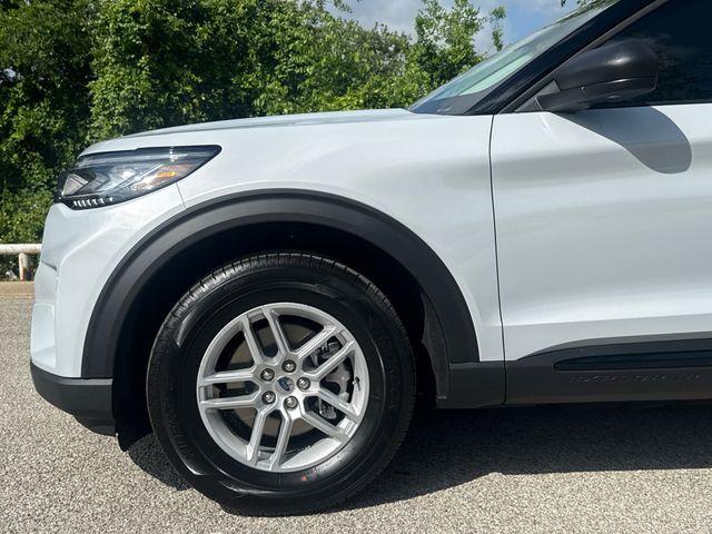 new 2026 Ford Explorer car, priced at $38,831