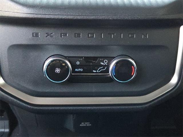 new 2025 Ford Expedition Max car, priced at $71,442