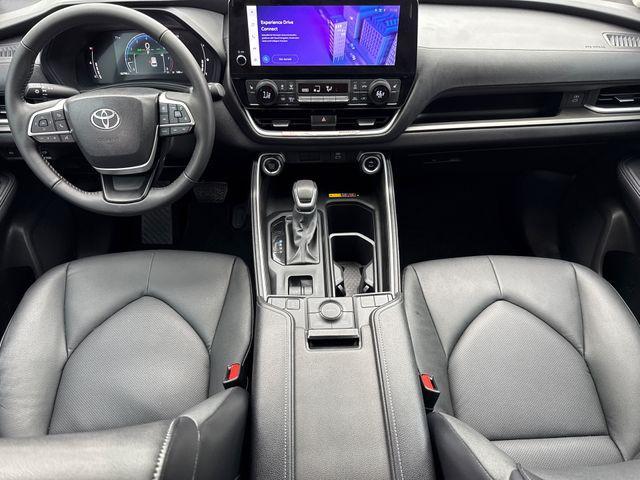 used 2025 Toyota Grand Highlander car, priced at $43,600
