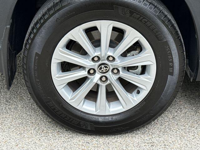 used 2025 Toyota Grand Highlander car, priced at $43,600
