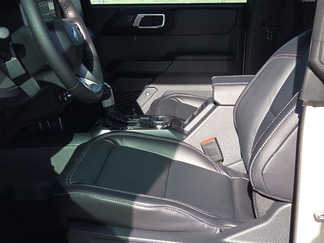 new 2025 Ford Bronco car, priced at $48,901