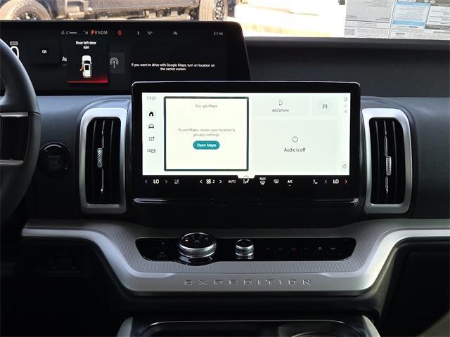 new 2025 Ford Expedition car, priced at $62,960