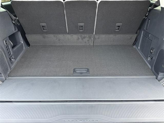 new 2026 Ford Expedition car, priced at $82,060
