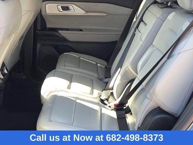 new 2025 Ford Explorer car, priced at $34,932