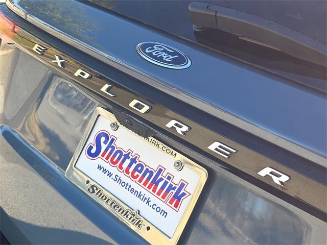 new 2025 Ford Explorer car, priced at $39,432