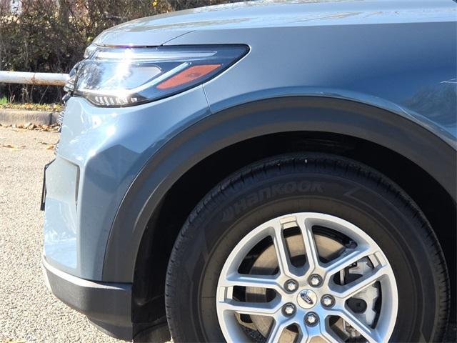 new 2025 Ford Explorer car, priced at $39,432