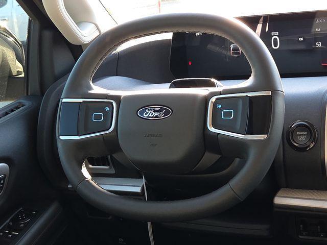 new 2025 Ford Expedition car, priced at $66,000