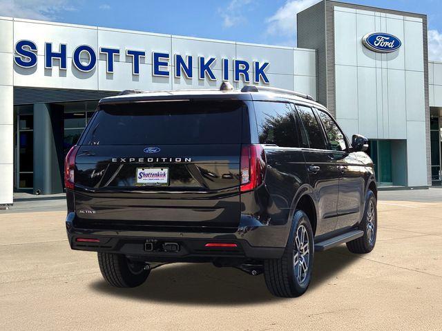 new 2025 Ford Expedition car, priced at $66,000