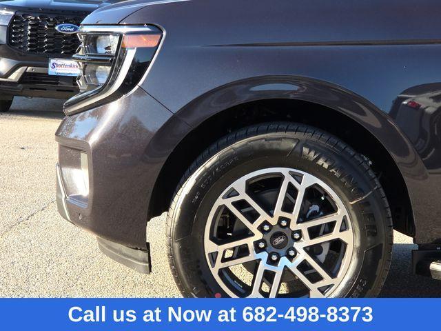 new 2025 Ford Expedition car, priced at $66,000