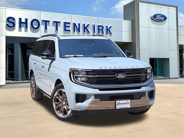 new 2025 Ford Expedition car, priced at $80,960