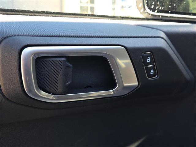 new 2025 Ford Bronco car, priced at $44,002