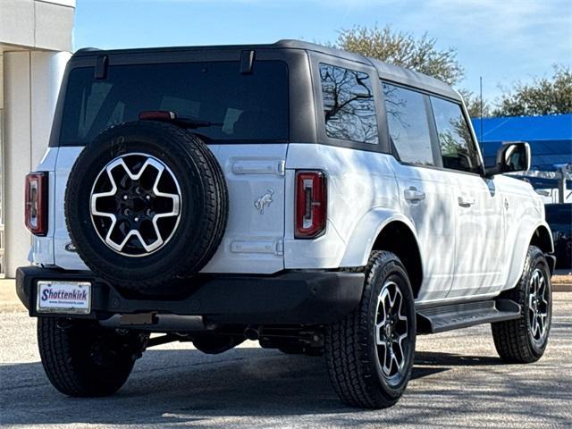 new 2025 Ford Bronco car, priced at $47,136