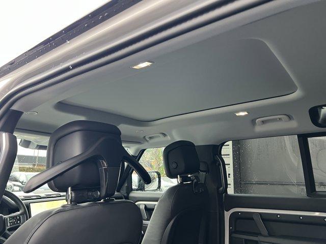 new 2026 Land Rover Defender car