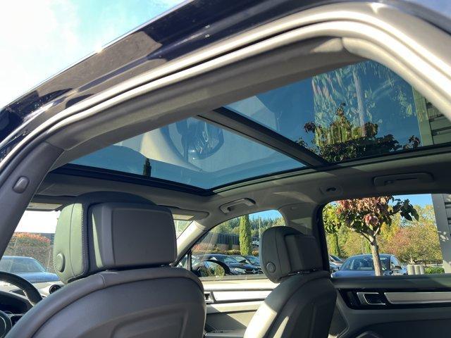 used 2022 Porsche Cayenne car, priced at $46,998