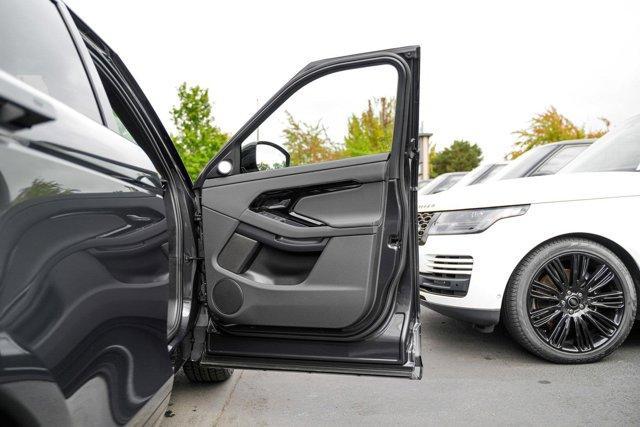 new 2025 Land Rover Range Rover Evoque car