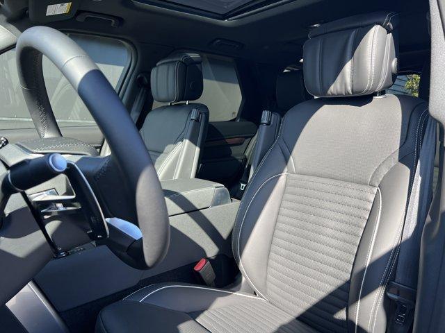 new 2024 Land Rover Discovery car, priced at $68,912