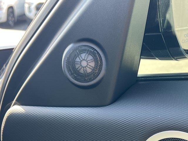 new 2024 Land Rover Discovery car, priced at $75,890