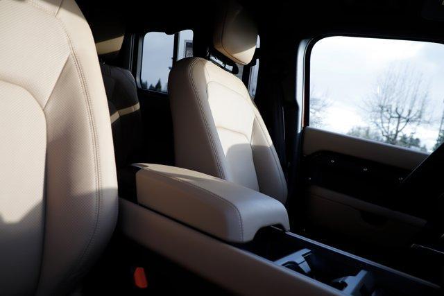 new 2026 Land Rover Defender car