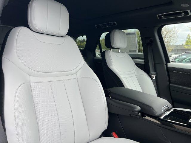 new 2025 Land Rover Range Rover Sport car