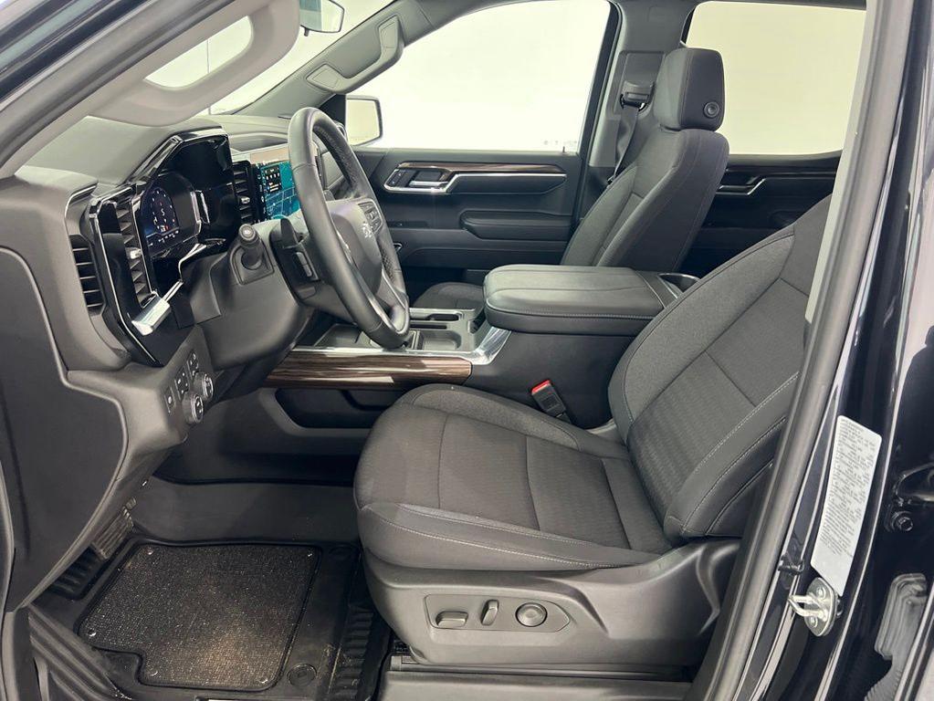 new 2024 Chevrolet Silverado 1500 car, priced at $56,880