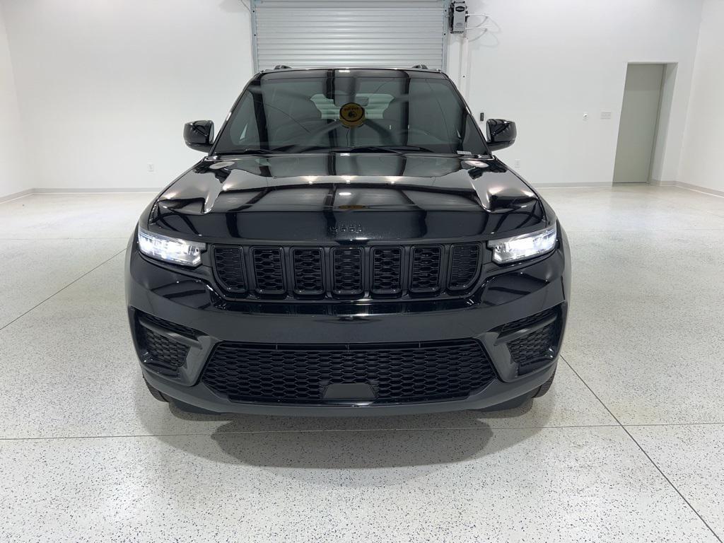 used 2025 Jeep Grand Cherokee car, priced at $36,480