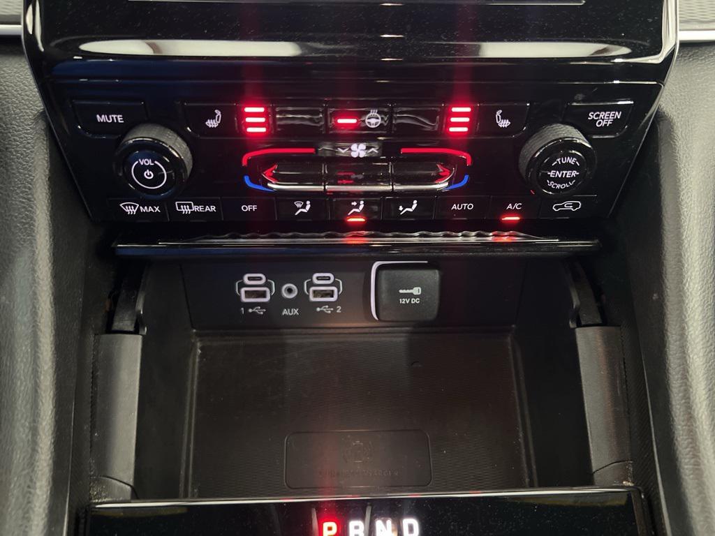 used 2025 Jeep Grand Cherokee car, priced at $36,480