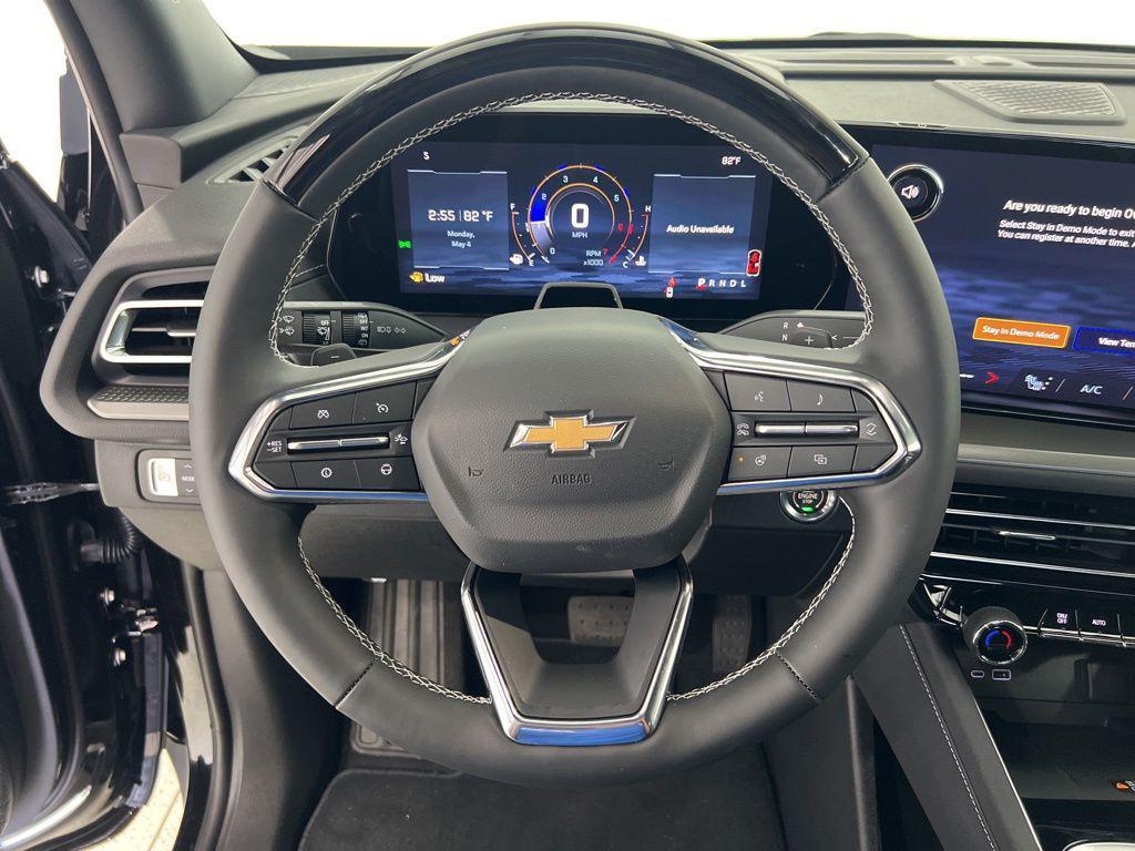 new 2026 Chevrolet Traverse car, priced at $46,565