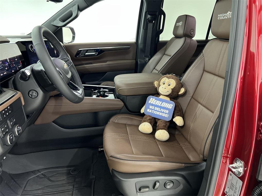 new 2025 Chevrolet Tahoe car, priced at $81,505