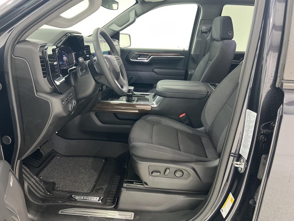 new 2024 Chevrolet Silverado 1500 car, priced at $54,880