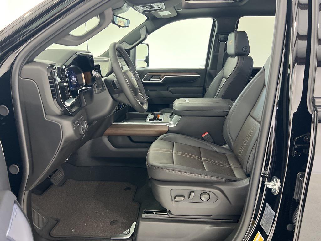 new 2026 Chevrolet Silverado 2500 car, priced at $83,966