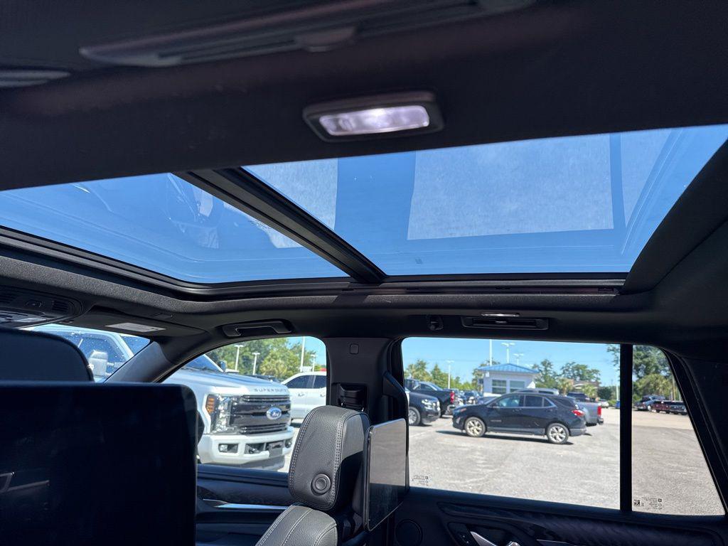 used 2024 GMC Yukon car, priced at $71,880