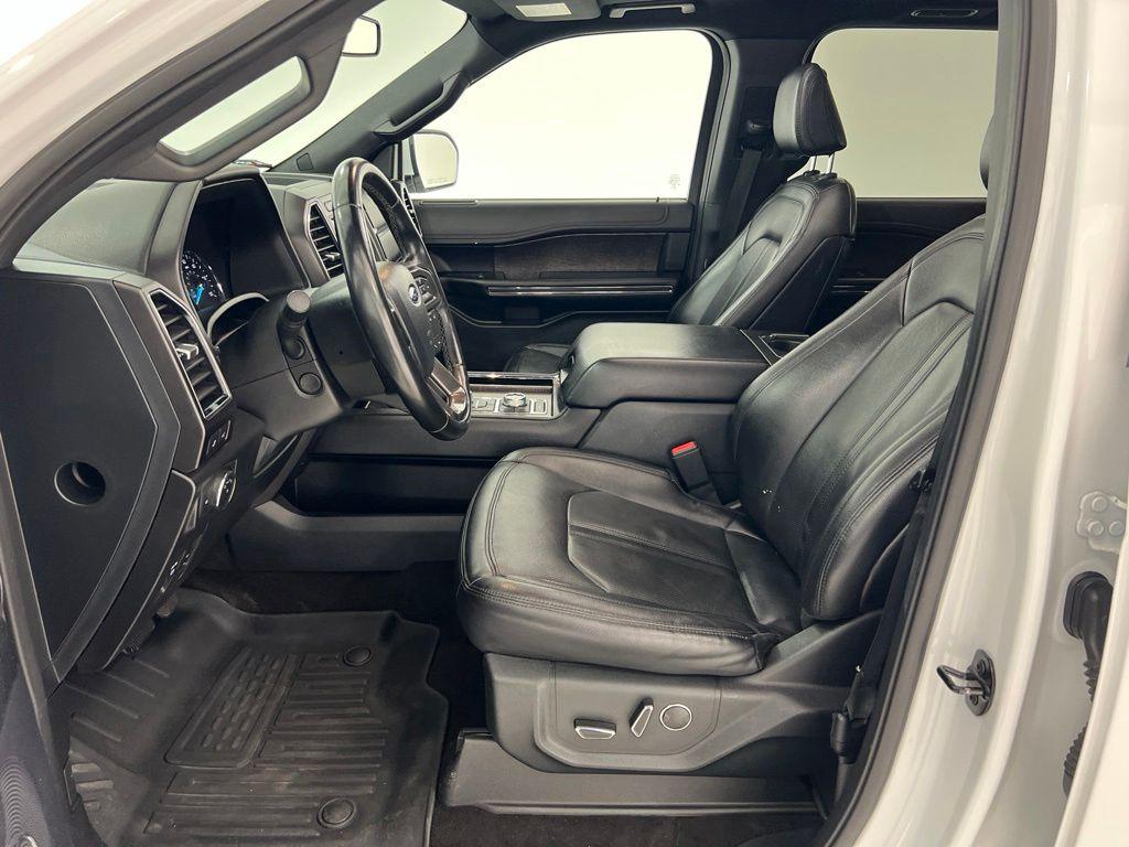 used 2021 Ford Expedition car, priced at $26,880